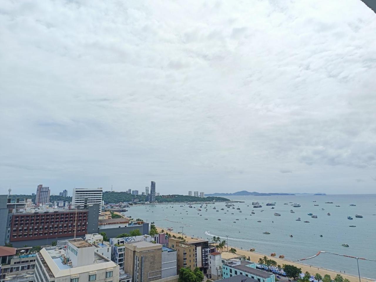 View Talay 6 By Honey Appartement
