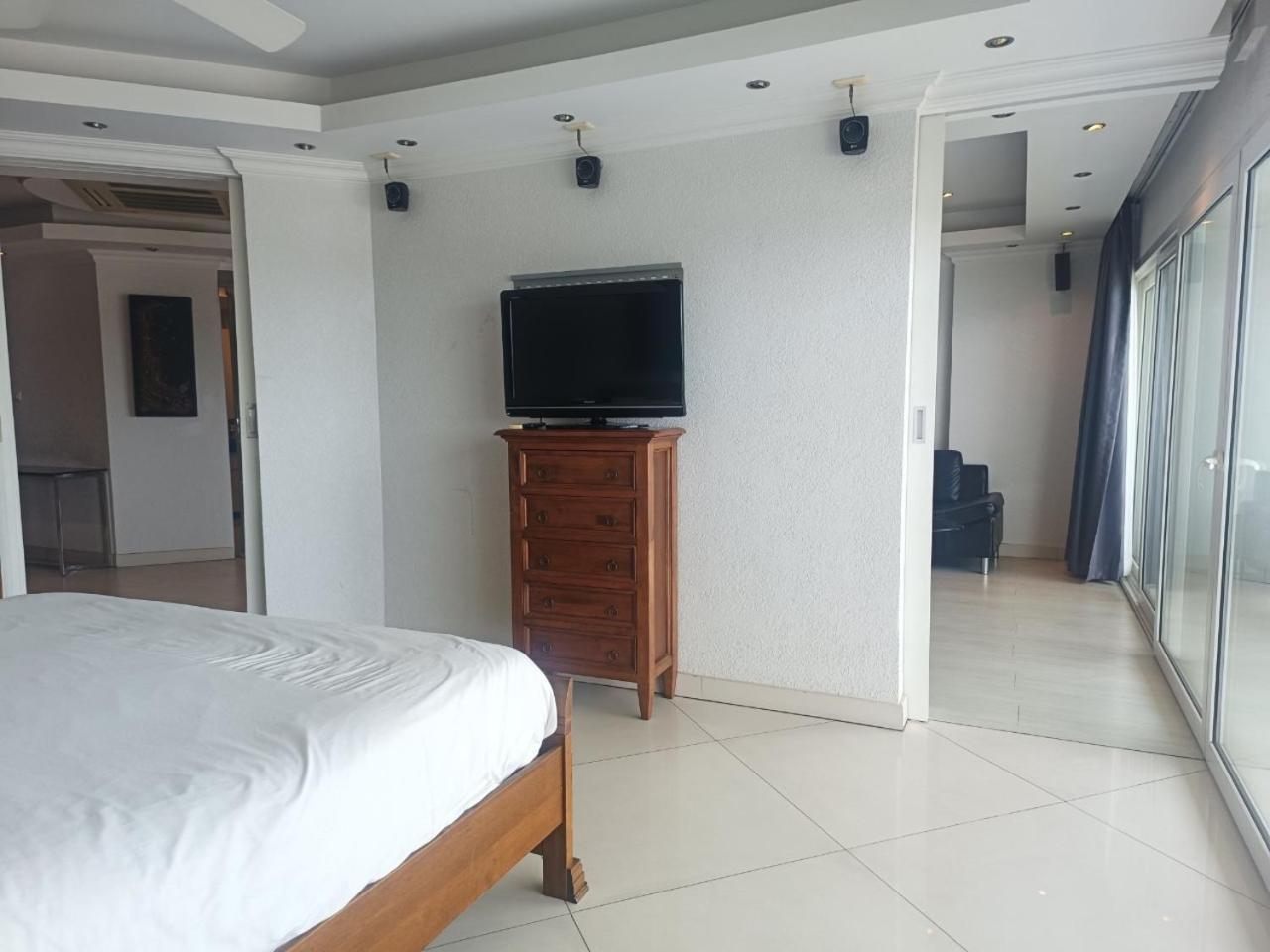 View Talay 6 By Honey Appartement